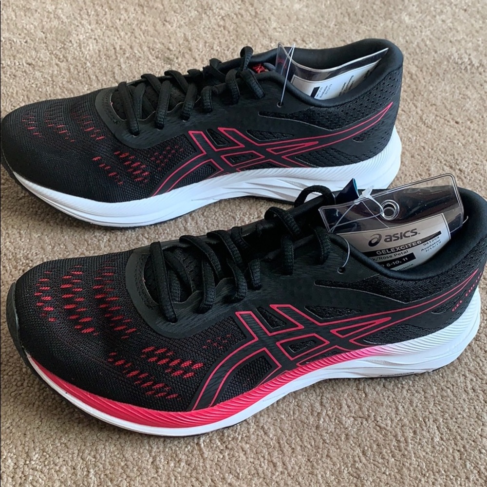 Women’s ASICS athletic shoes